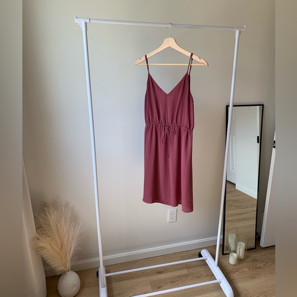 Aritzia - Pink summer dress - Picture 1 of 3